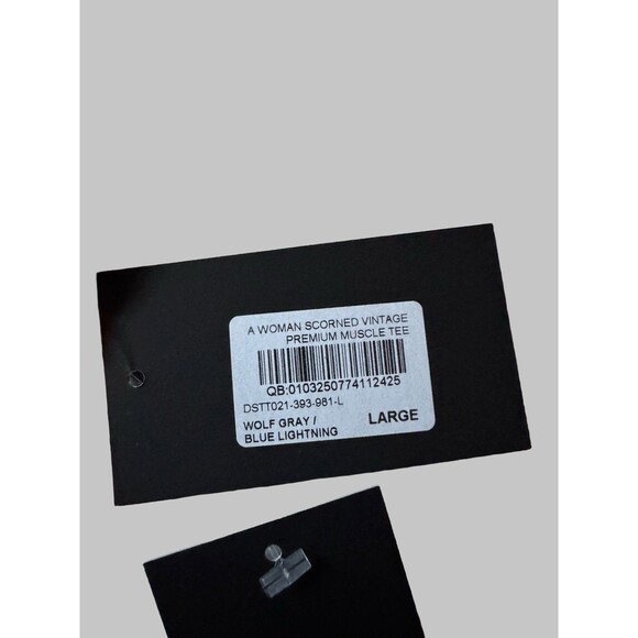 Darc Sport A Woman Scorned Vintage Premium Muscle Tee Men’s Large NWT - Picture 5 of 5